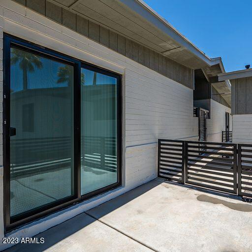 6227 North 13th Place, Unit 1 Phoenix, AZ 85014 - Photo 14 of 16 a backyard of a house
