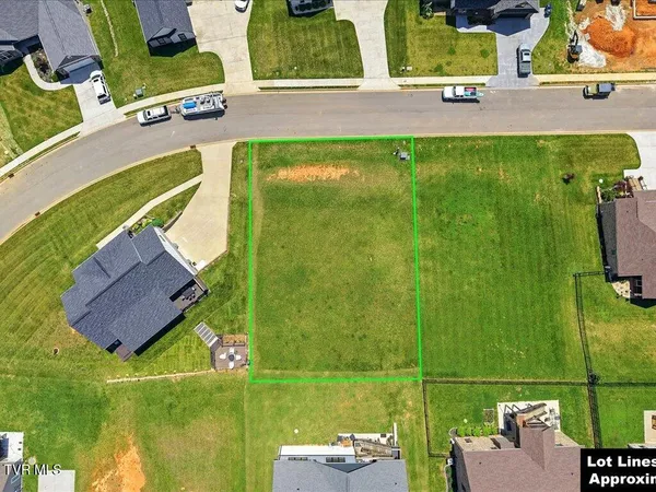 $79,900 | 3132 Bridgewater Boulevard, Unit 132, Morristown, TN 37814