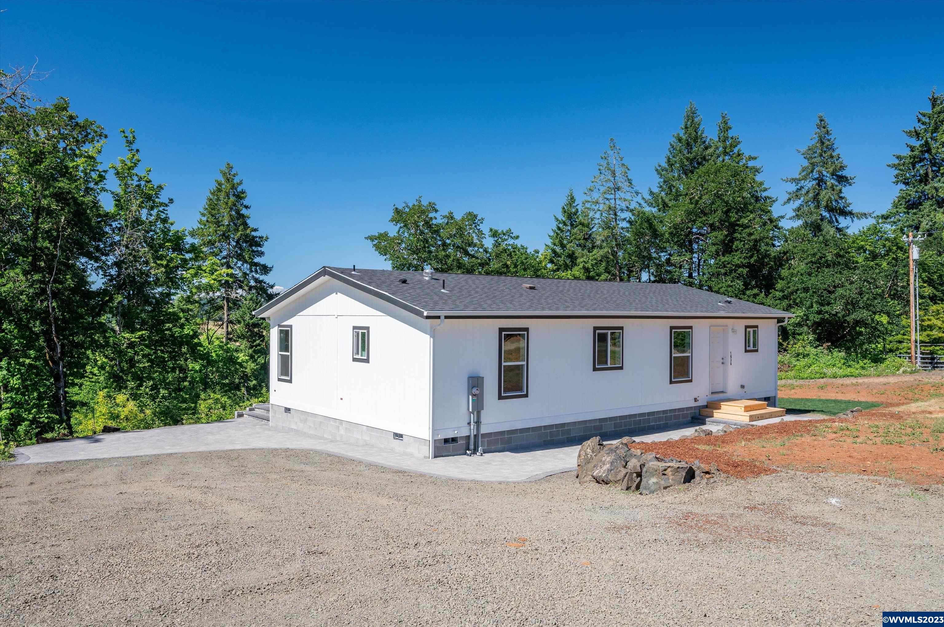 1630 Southwest Clay Street Dallas, OR 97338 - Photo 3 of 36