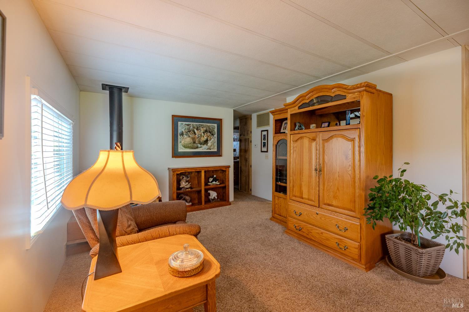 316 Círculo Durango Rohnert Park, CA 94928 - Photo 7 of 33 a living room with furniture and a window