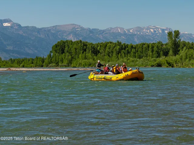 $9,500,000 | 1225 Munger Mountain Road, Jackson, WY 83001