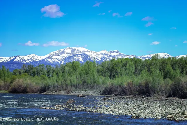 $9,500,000 | 1225 Munger Mountain Road, Jackson, WY 83001