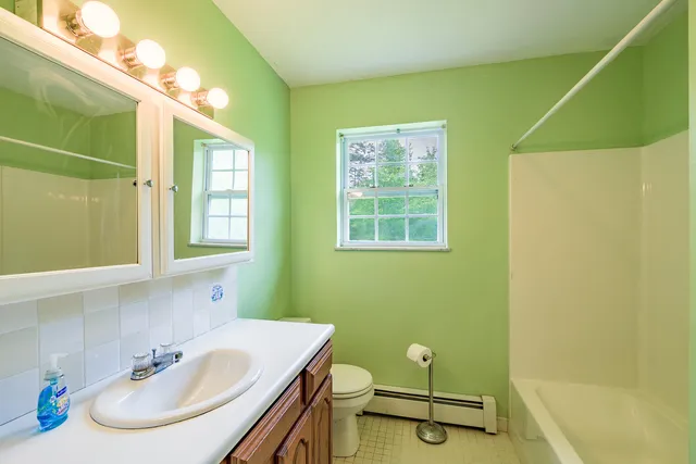 $360,000 | 421 Cushing Road, Cushing, ME 04563