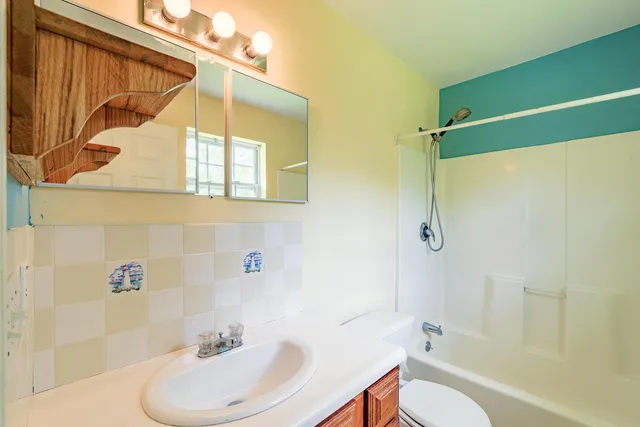 $360,000 | 421 Cushing Road, Cushing, ME 04563