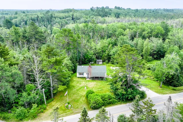 $360,000 | 421 Cushing Road, Cushing, ME 04563