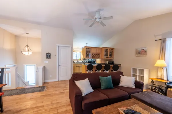 $284,500 | 1299 Quechee Main Street, Unit 2E, Hartford, VT 05059