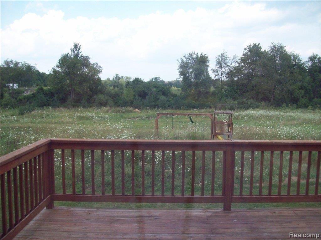 10485 Cole Road Durand, MI 48429 - Photo 7 of 9 102_4904