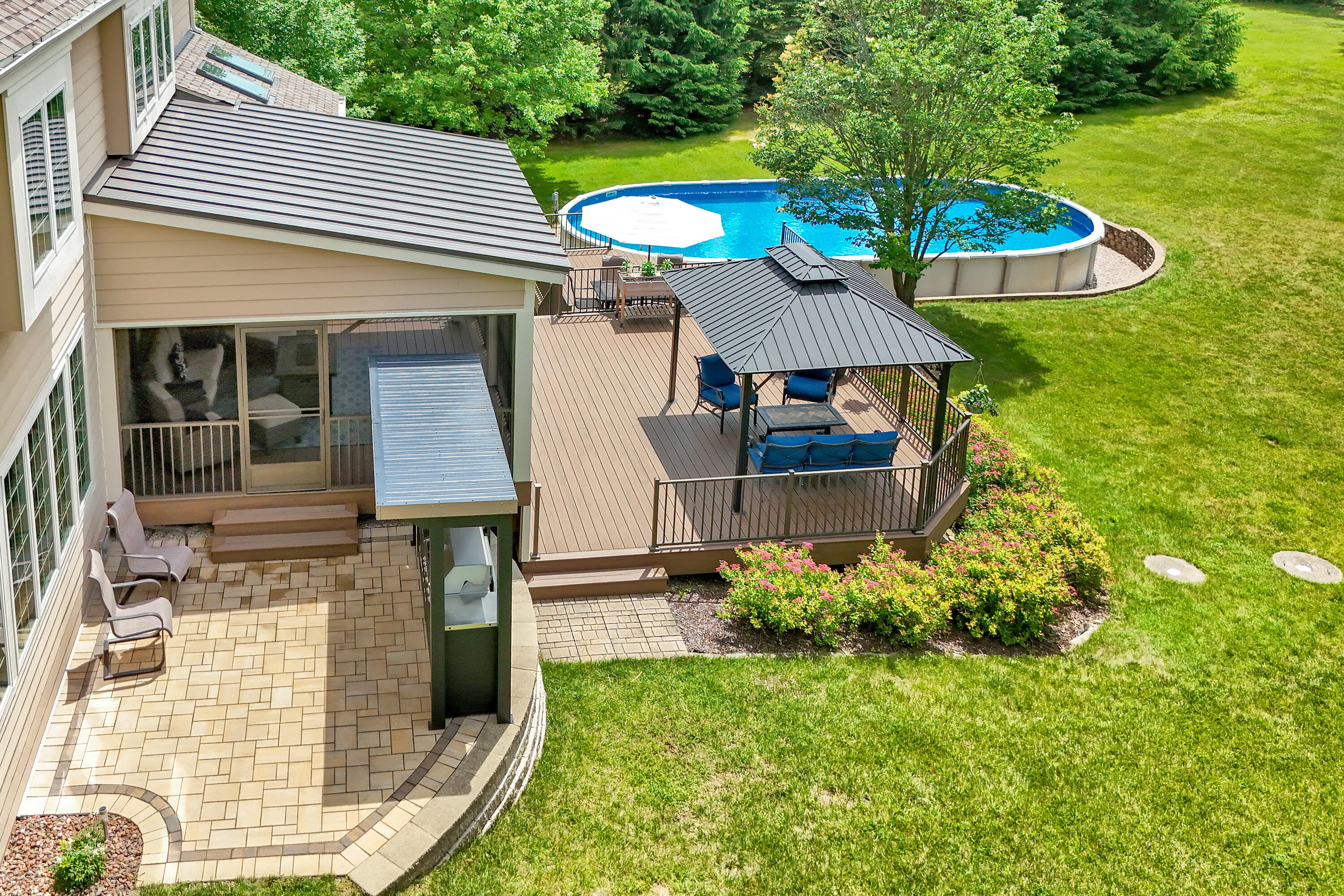 615 Kettle Ridge Richfield, WI 53017 - Photo 38 of 44 Paver patio