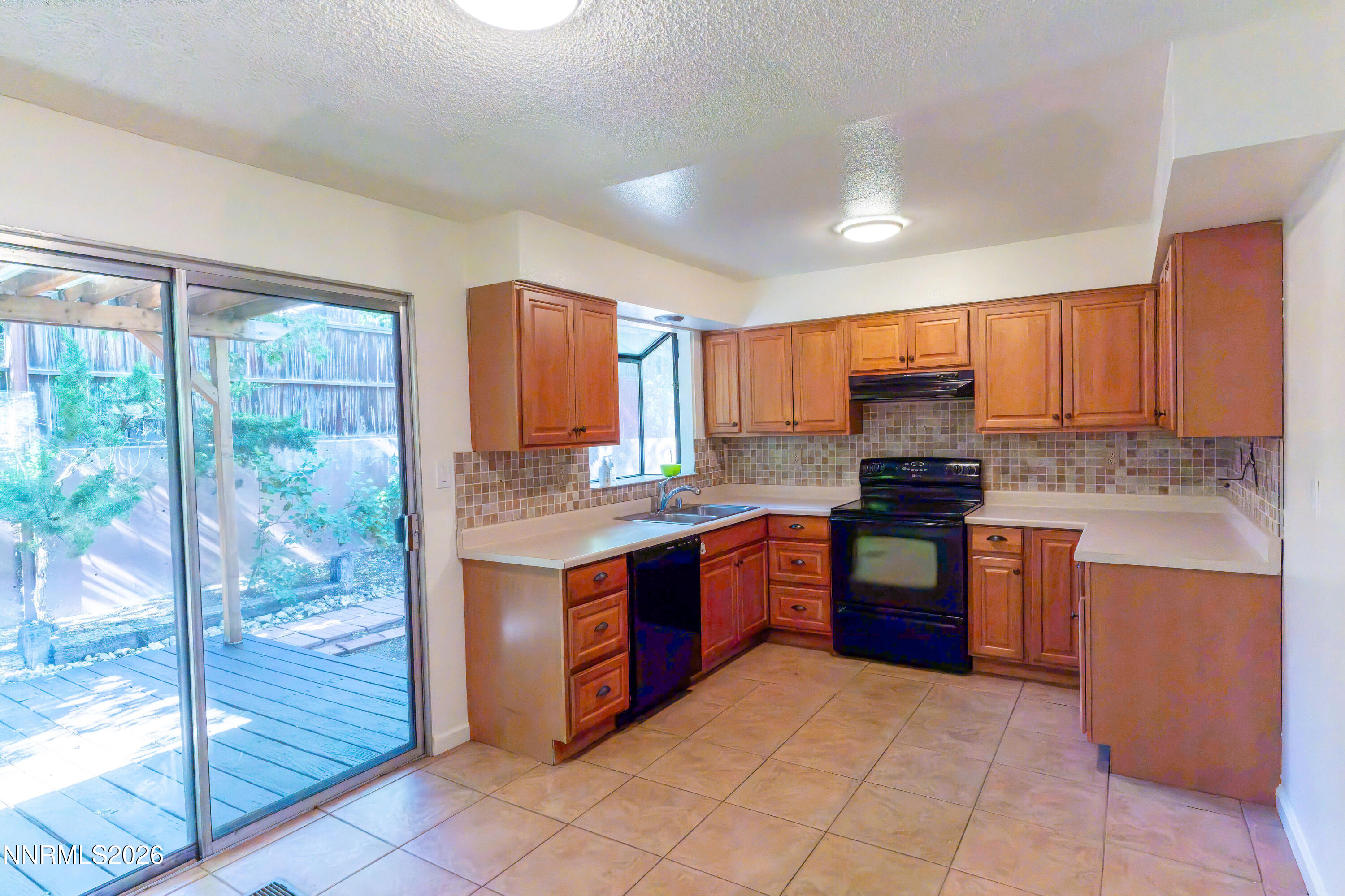 6450 Lotus Street Reno, NV 89506 - Photo 12 of 26 AR504136-HDR-Enhanced-NR