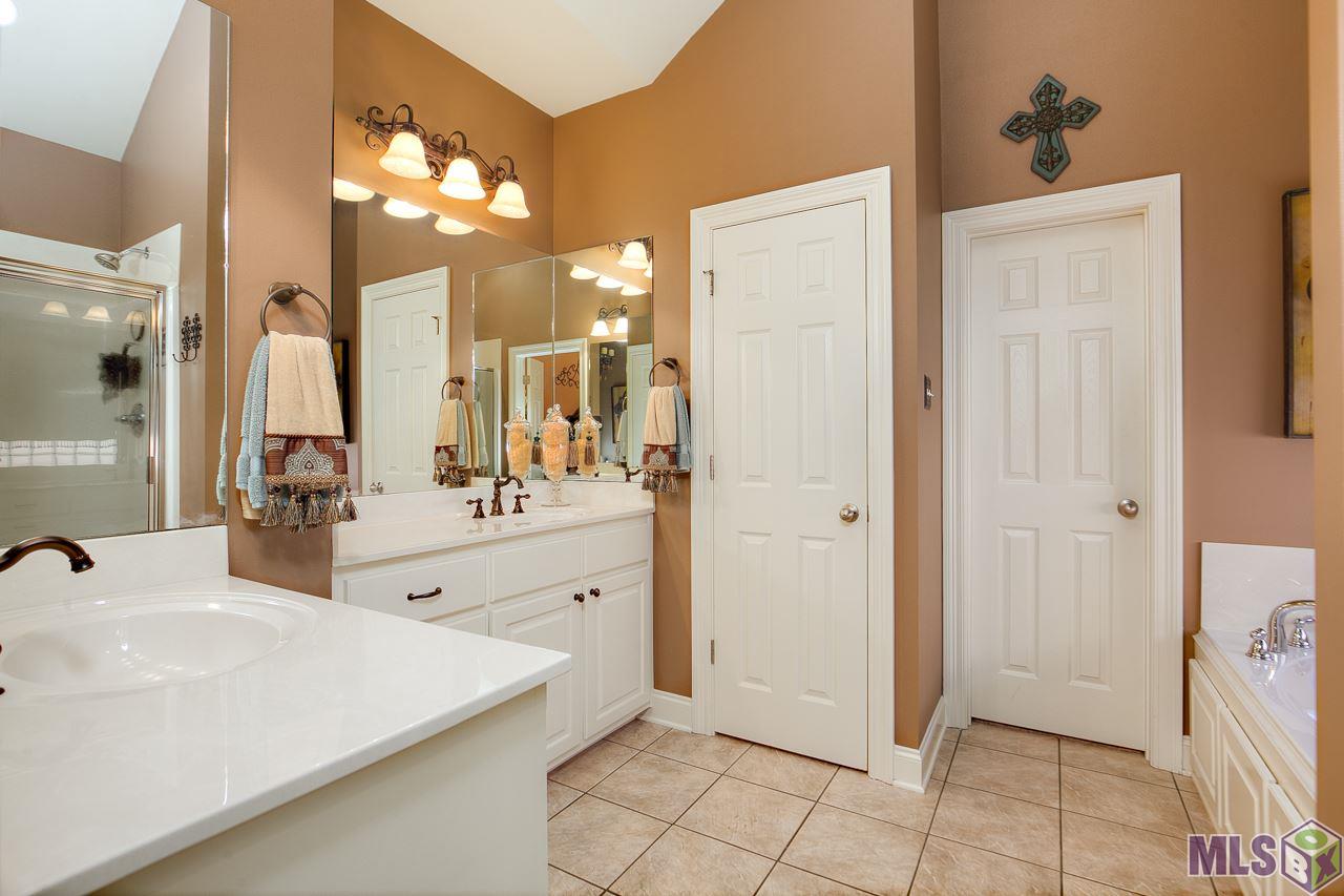 6353 Ridge Way Avenue Baton Rouge, LA 70817 - Photo 10 of 20 Gallery Image 10