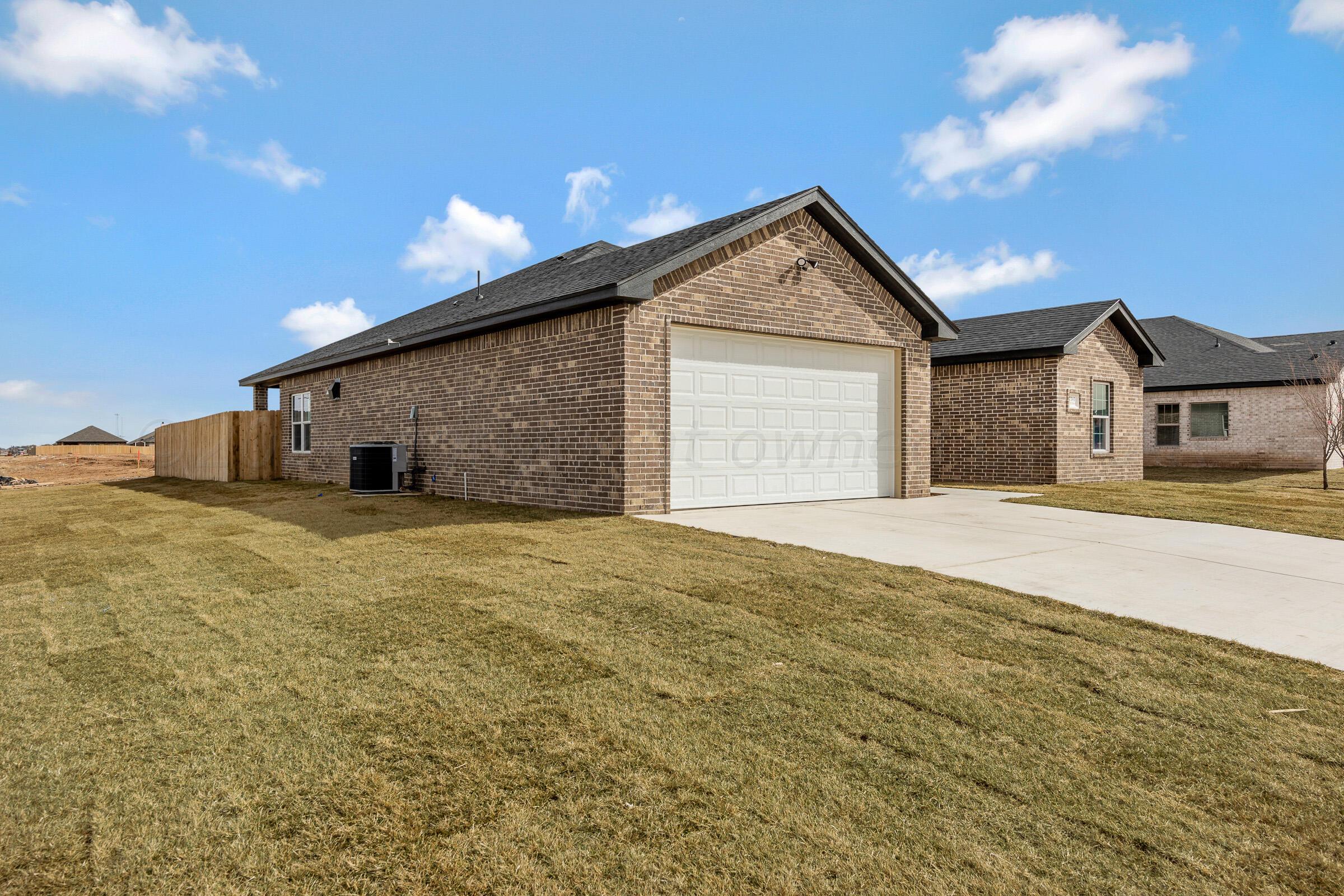 7501 John Thomas Street Amarillo, TX 79119 - Photo 2 of 30