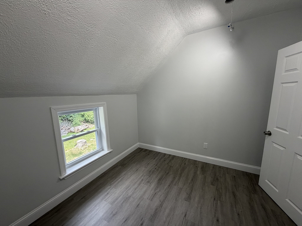 75 Draper Avenue, Unit 75 Mansfield, MA 02048 - Photo 15 of 17