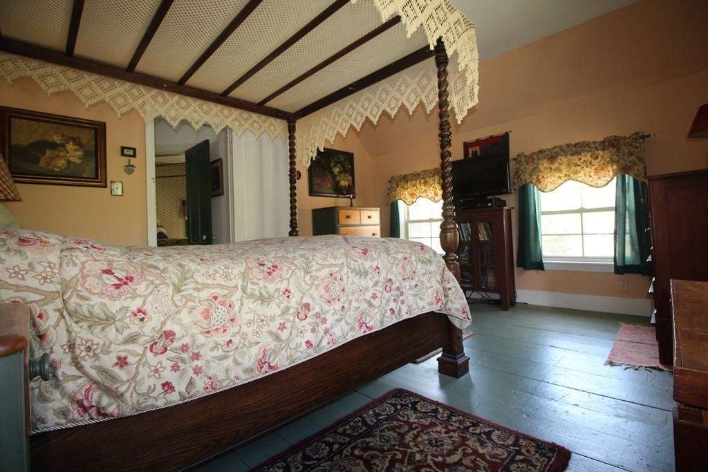 32 Ferry Road Salisbury, MA 01952 - Photo 8 of 21 Gallery Image 8