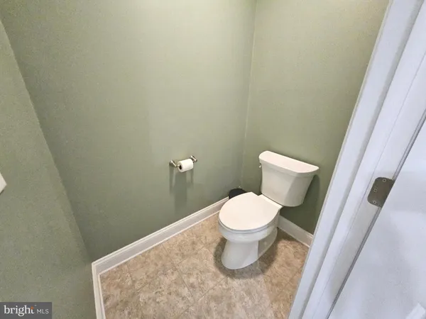 $2,050 | 5 Harcourt Drive, Dover, DE 19901