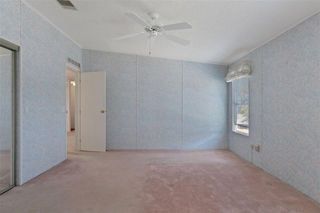 7482 Dinsmore Street Brooksville, FL 34613 - Photo 18 of 36