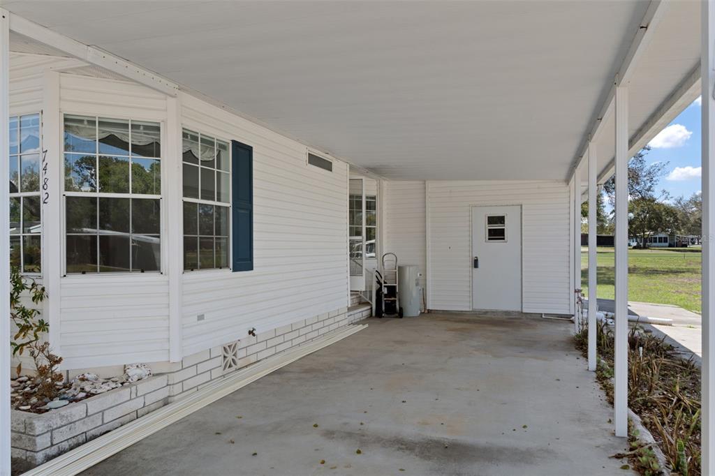 7482 Dinsmore Street Brooksville, FL 34613 - Photo 4 of 36