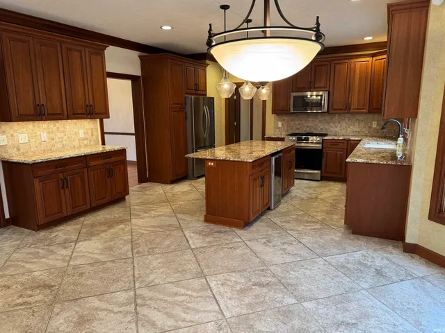 $759,000 | 16947 Woodland Hills Drive South, Granger, IN 46530