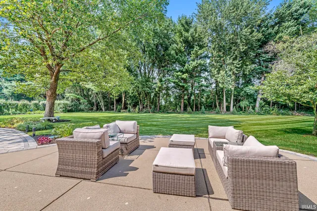 $759,000 | 16947 Woodland Hills Drive South, Granger, IN 46530