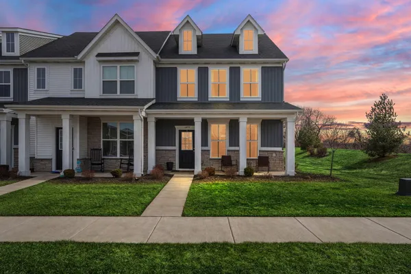 $279,900 | 11897 Rhode Island Street, Crown Point, IN 46307