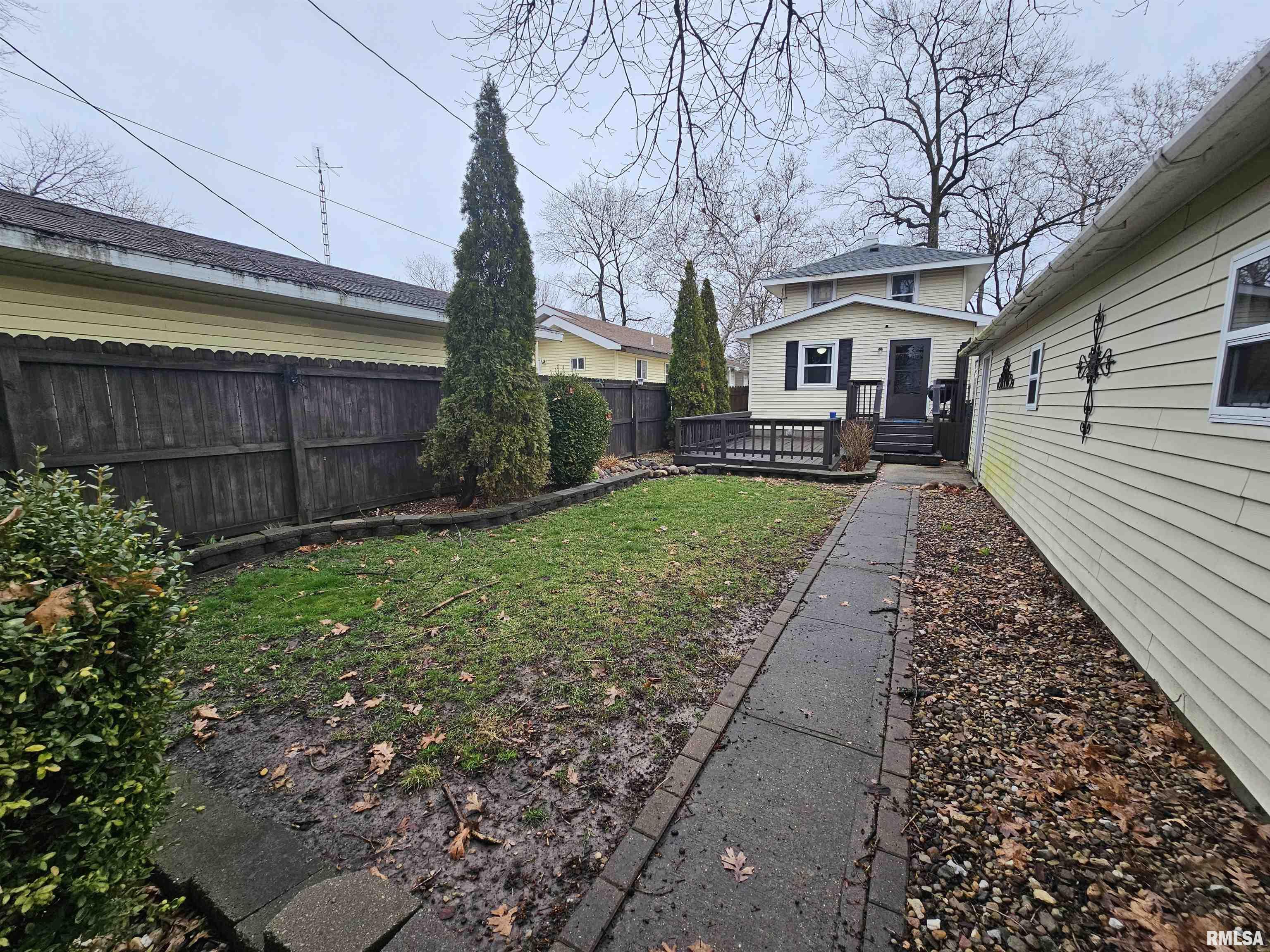 2517 South 9th Street Springfield, IL 62703 - Photo 4 of 29