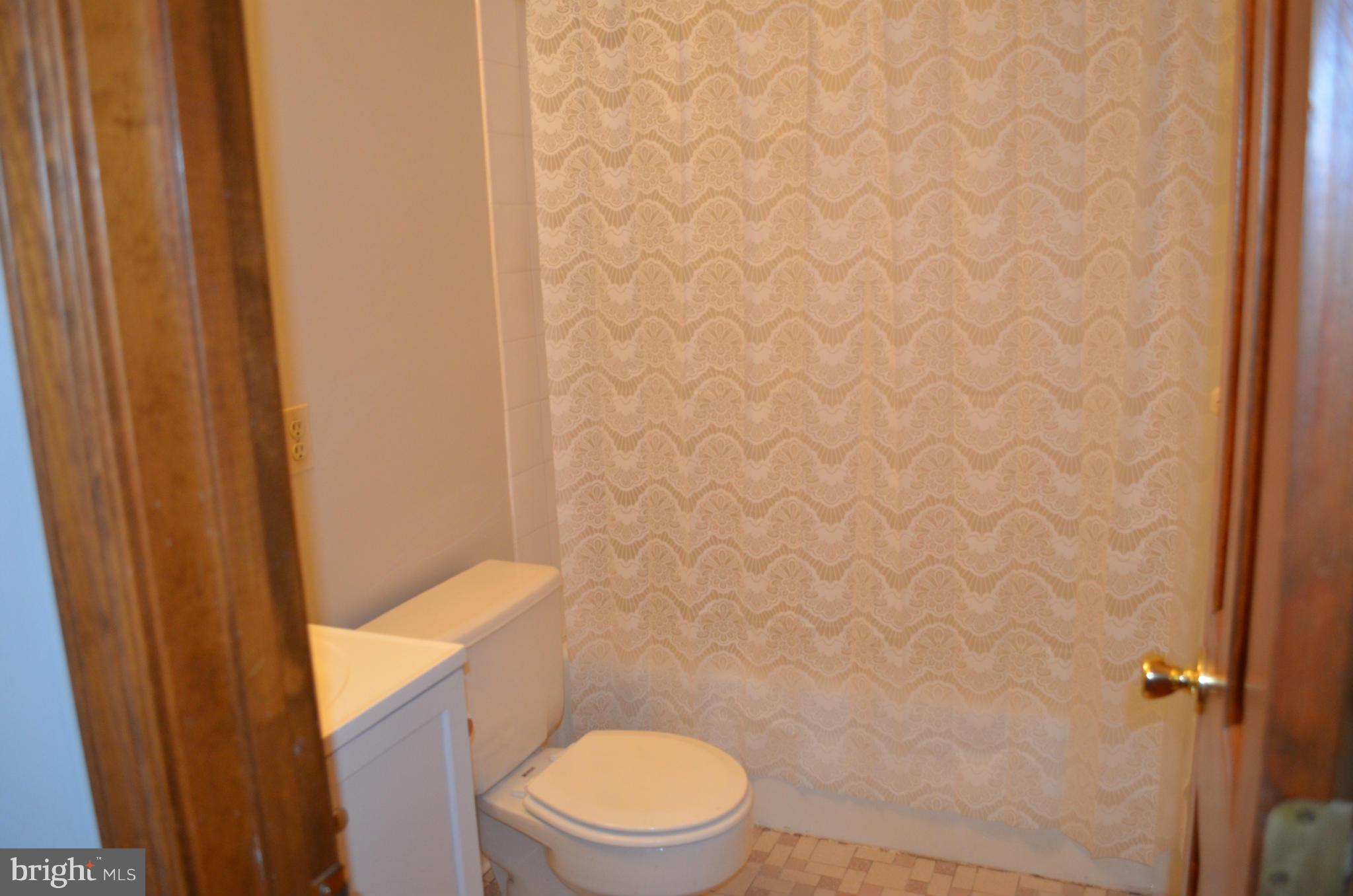 7531 Old Columbia Road Laurel, MD 20723 - Photo 10 of 30 Bath