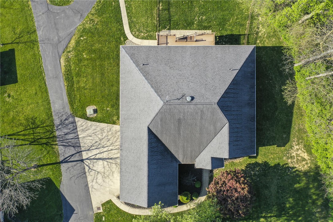 3681 Wilmington Road Lebanon, OH 45036 - Photo 74 of 87 Aerial view of a contemporary residence with expansive grounds and ample outdoor living space.