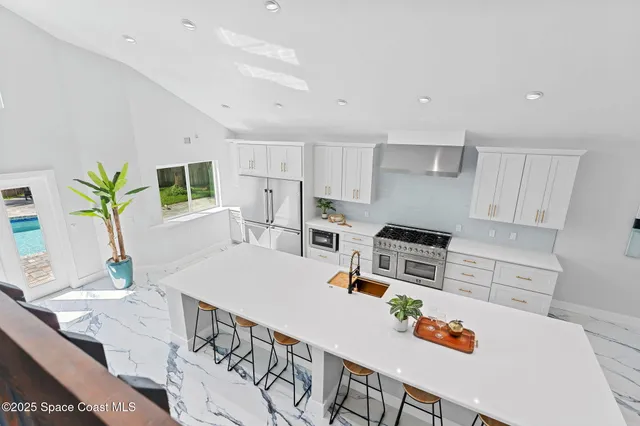 $1,549,000 | 398 Riverview Lane, Melbourne Beach, FL 32951