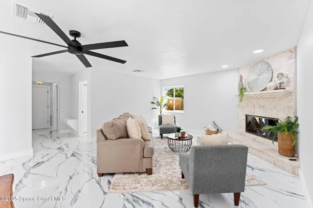 $1,549,000 | 398 Riverview Lane, Melbourne Beach, FL 32951