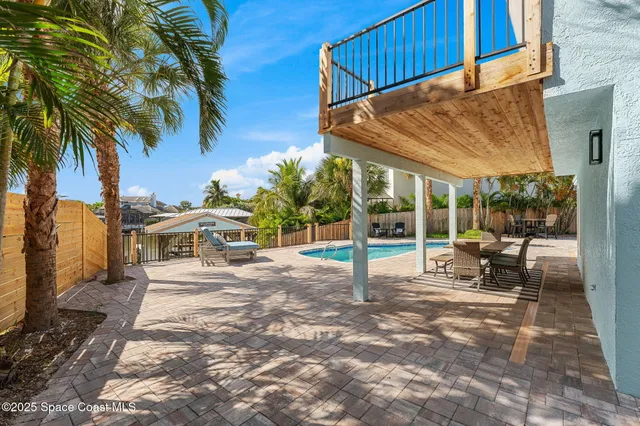 $1,549,000 | 398 Riverview Lane, Melbourne Beach, FL 32951