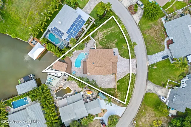 $1,549,000 | 398 Riverview Lane, Melbourne Beach, FL 32951