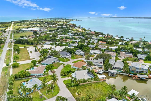$1,549,000 | 398 Riverview Lane, Melbourne Beach, FL 32951
