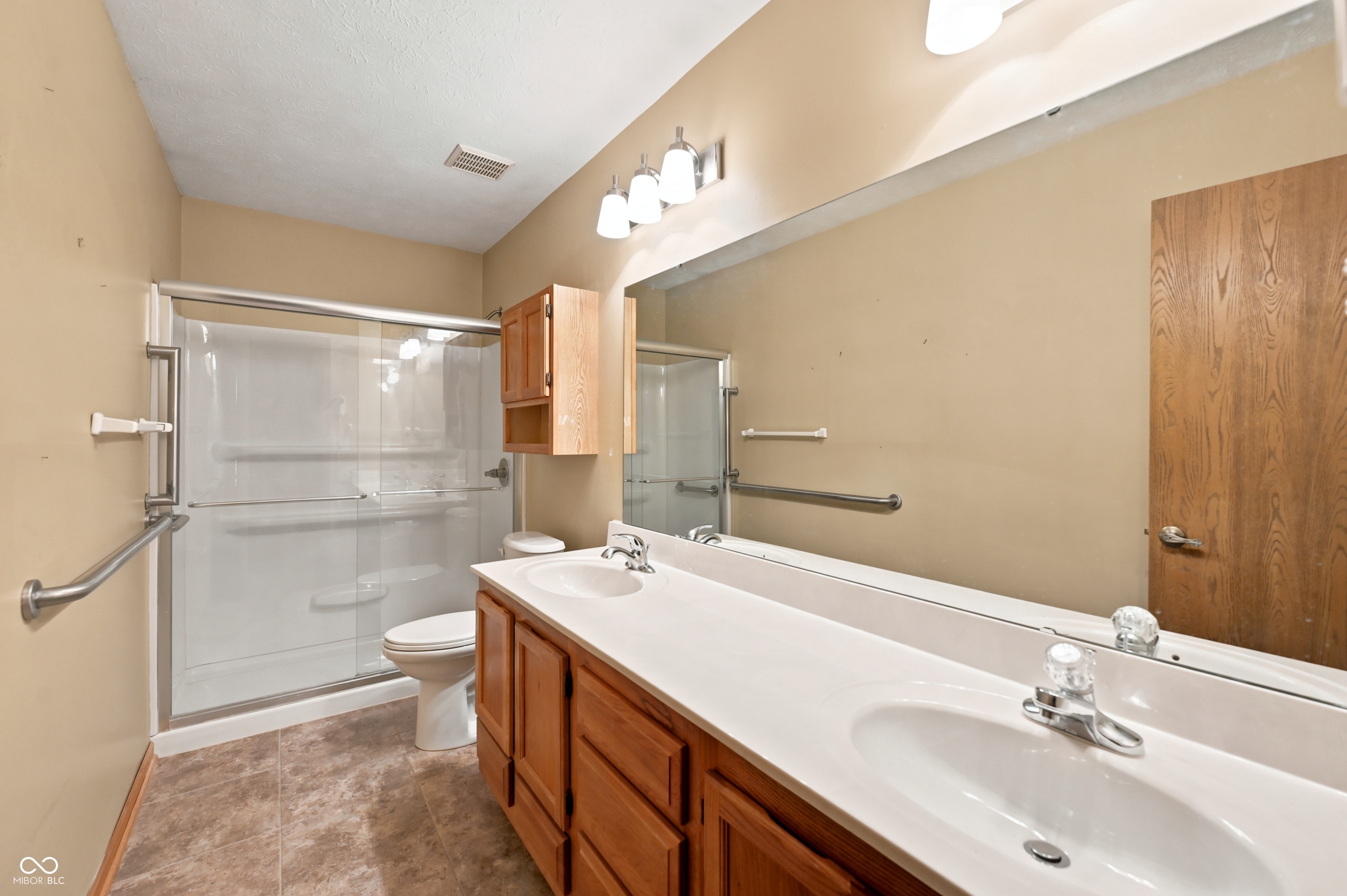 6352 Decatur Commons Indianapolis, IN 46221 - Photo 14 of 23