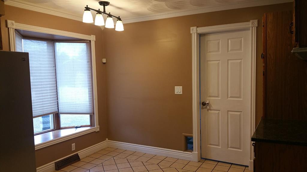 185 Robin Street Indiana, PA 15701 - Photo 10 of 25 Kitchen