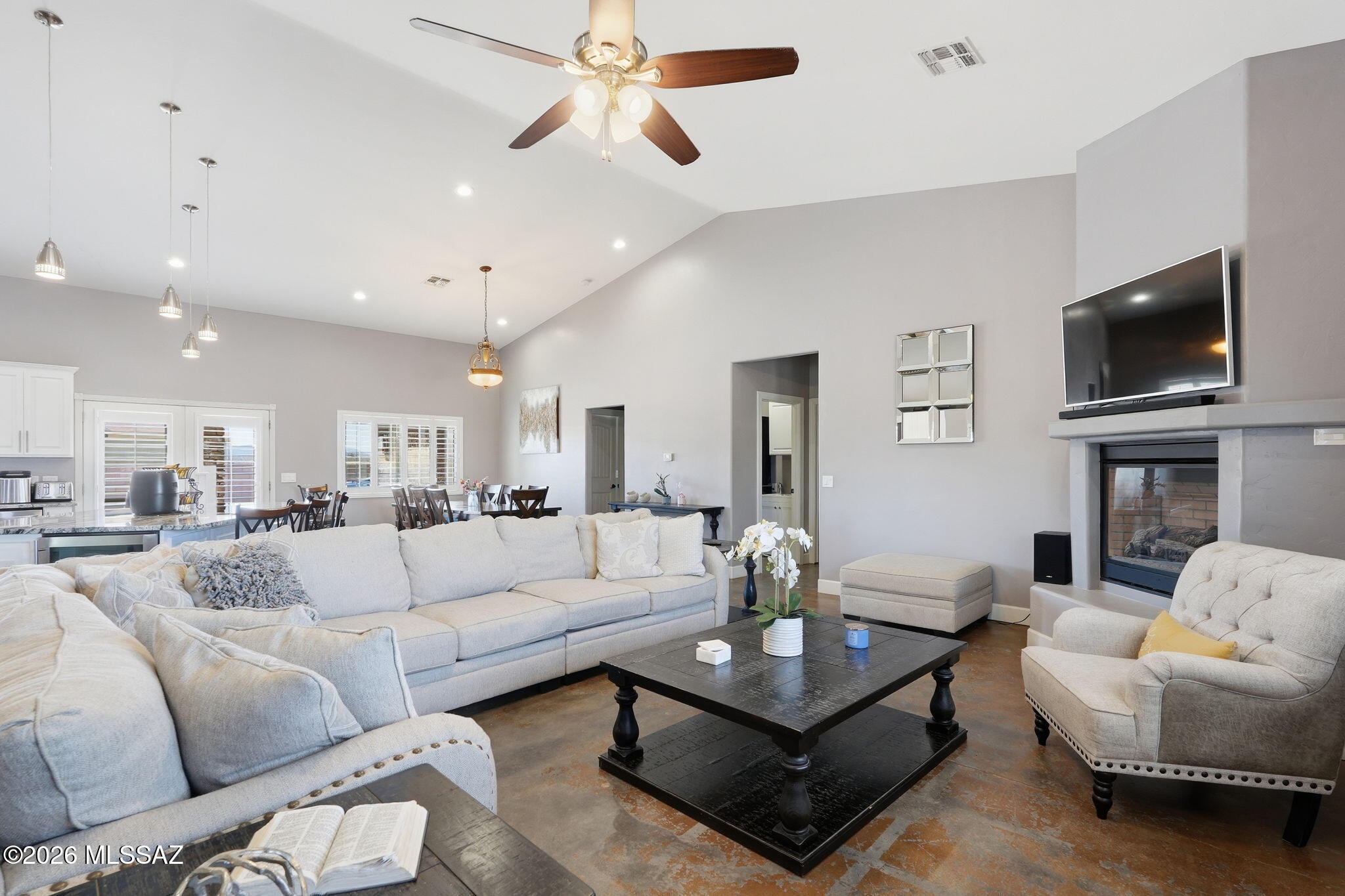 10366 South Summit Creek Road Tucson, AZ 85756 - Photo 7 of 44 Great Room