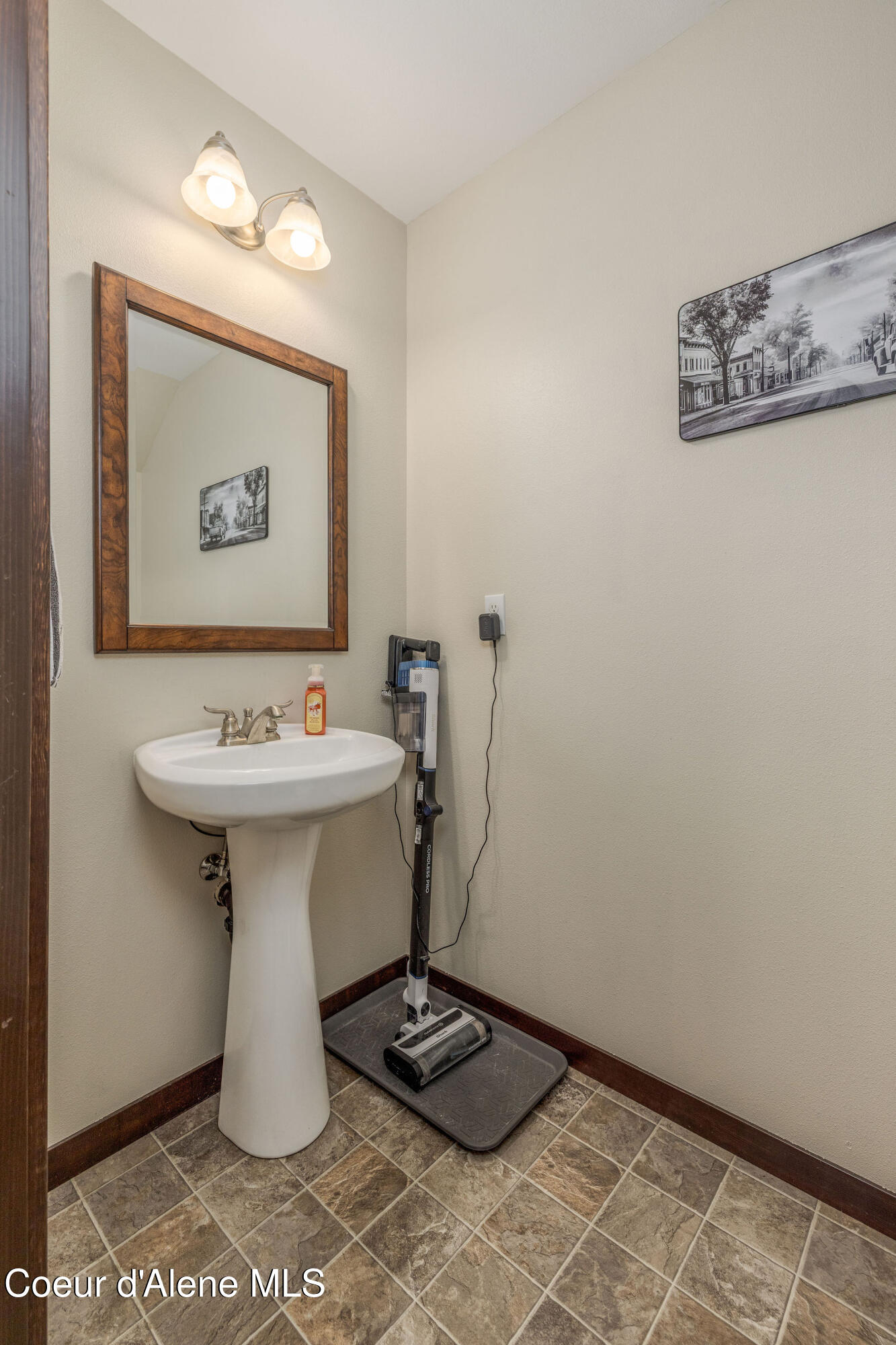 30259 Sienna Loop Athol, ID 83801 - Photo 24 of 49 27_IMG_1439-HDR