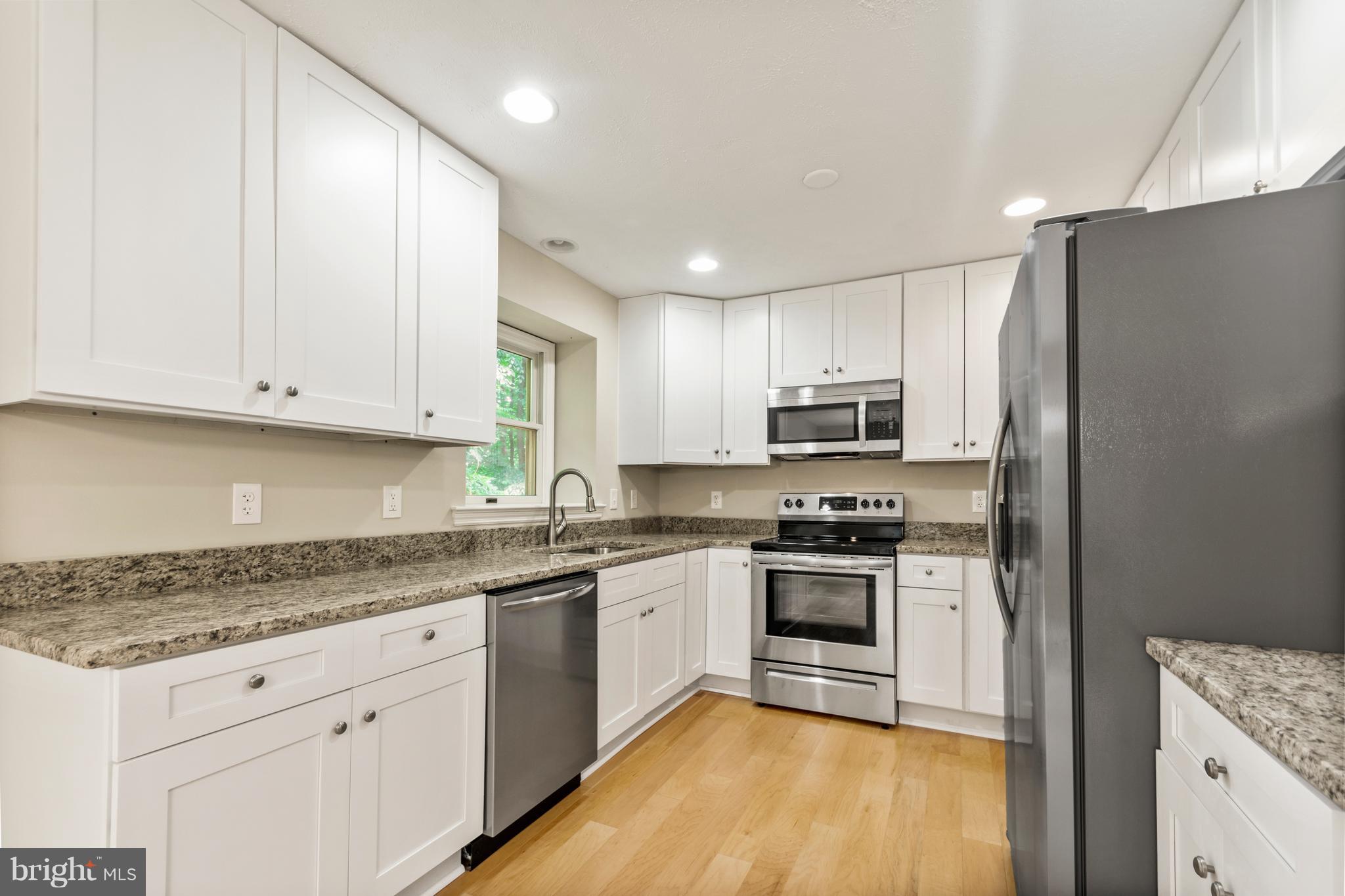 467 Inca Road Linden, VA 22642 - Photo 12 of 19 Kitchen