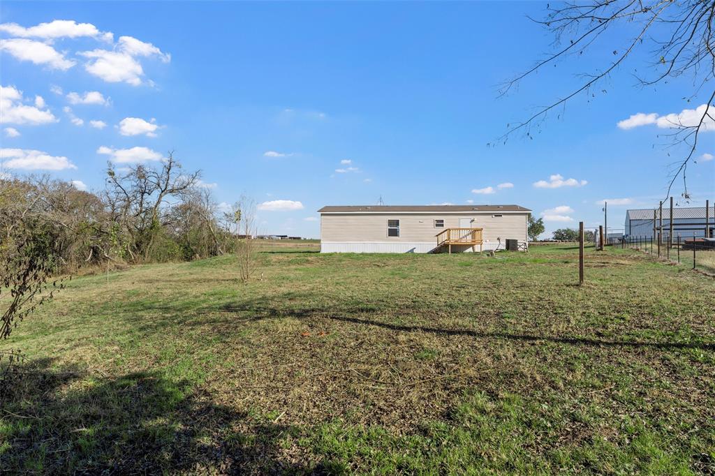 128 Southwest County Road 4020 Dawson, TX 76639 - Photo 14 of 19