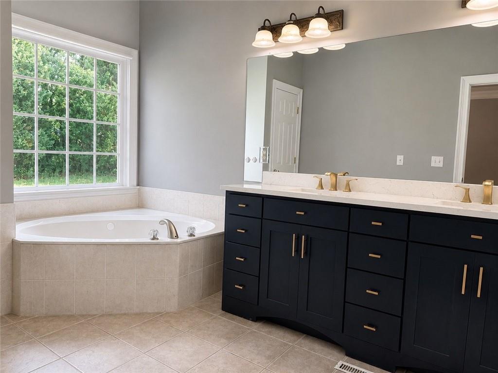 2014 Hubbard Court Villa Rica, GA 30180 - Photo 19 of 41