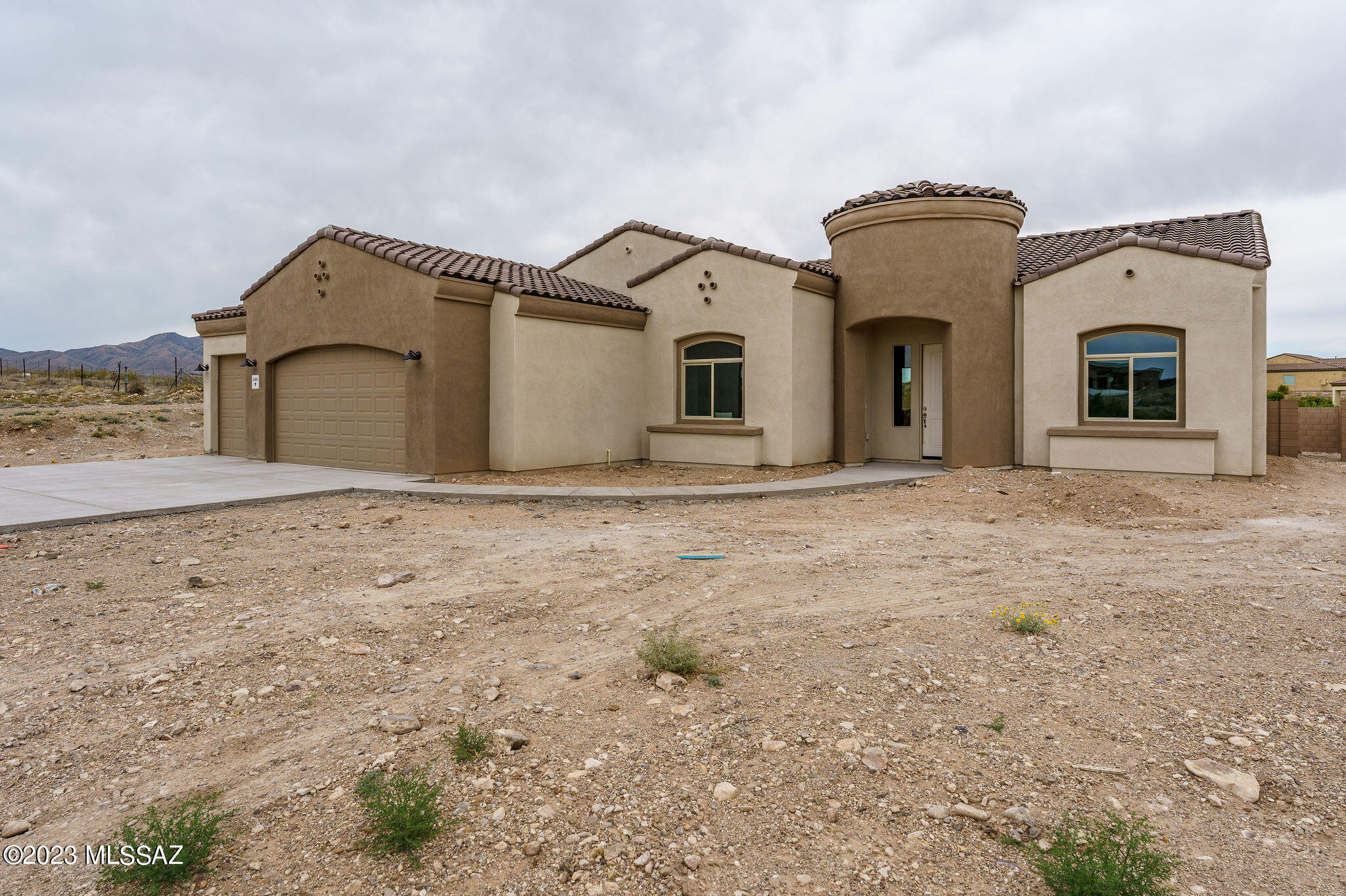 1405 North Range Rider Place Vail, AZ 85641 - Photo 2 of 21 Gallery Image 2