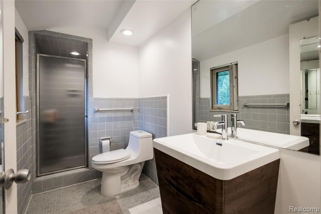 600 Middlesex Road Grosse Pointe Park, MI 48230 - Photo 19 of 43