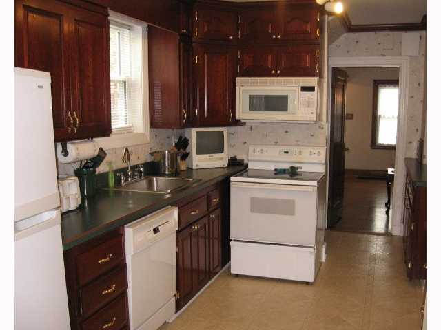 722 Vernon Road Bexley, OH 43209 - Photo 6 of 13 Gallery Image 6