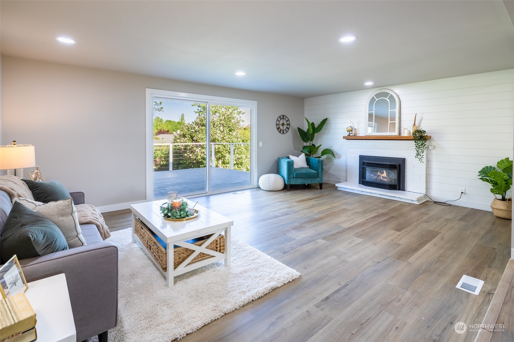 12643 156th Avenue Southeast Renton, WA 98059 - Photo 10 of 31 Gallery Image 10