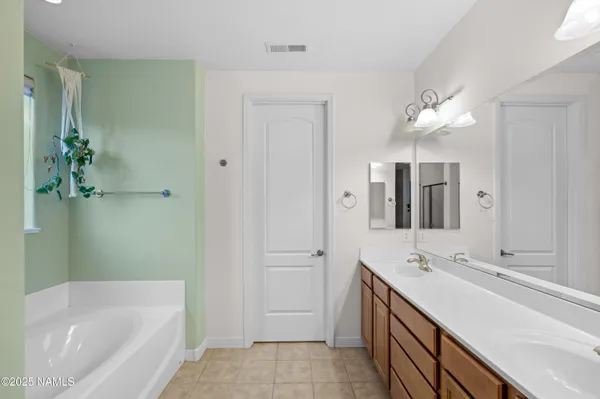 $649,000 | 3236 South Marryvale Lane, Flagstaff, AZ 86005