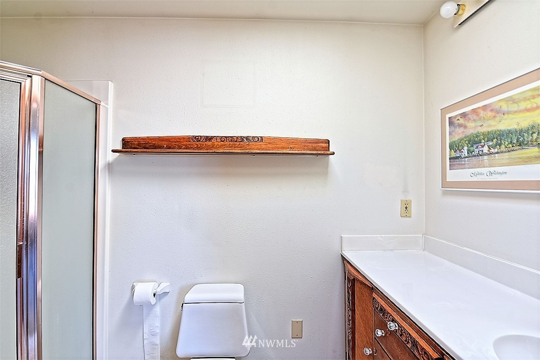 2608 Rucker Avenue Everett, WA 98201 - Photo 18 of 24