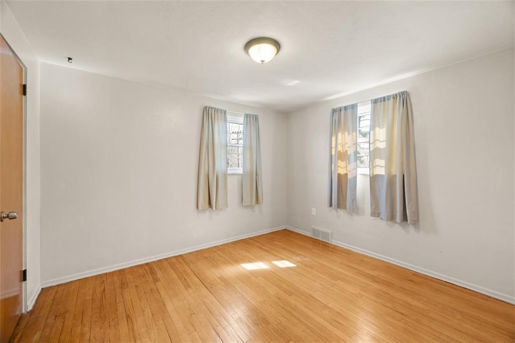 199 Gilkeson Road Pittsburgh, PA 15228 - Photo 20 of 31 Gallery Image 20