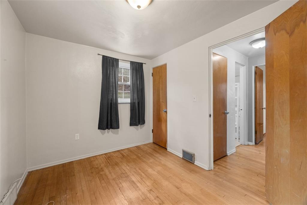 199 Gilkeson Road Pittsburgh, PA 15228 - Photo 23 of 31 Gallery Image 23