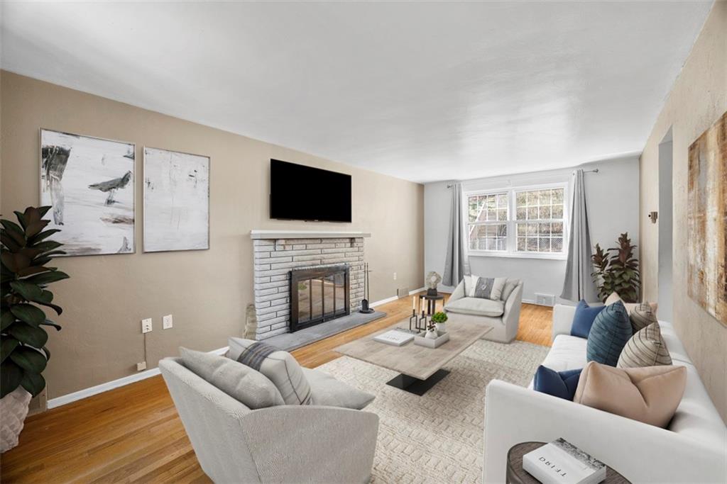 199 Gilkeson Road Pittsburgh, PA 15228 - Photo 3 of 31 Gallery Image 3