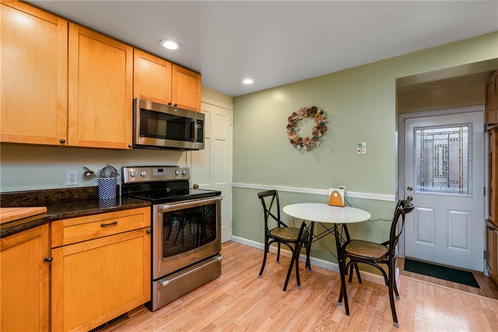 137 Conover Road Pittsburgh, PA 15208 - Photo 13 of 41 Gallery Image 13