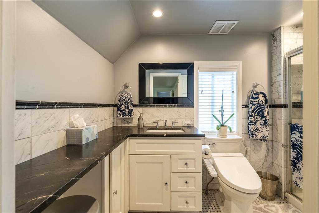 137 Conover Road Pittsburgh, PA 15208 - Photo 23 of 41 Gallery Image 23