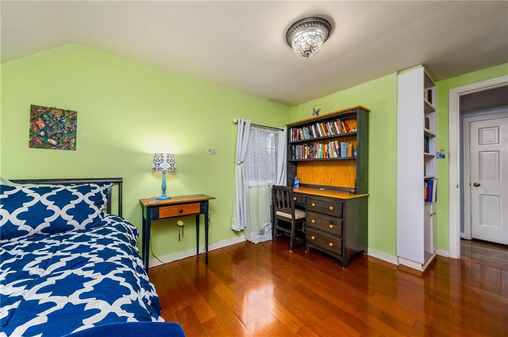 137 Conover Road Pittsburgh, PA 15208 - Photo 26 of 41 Gallery Image 26